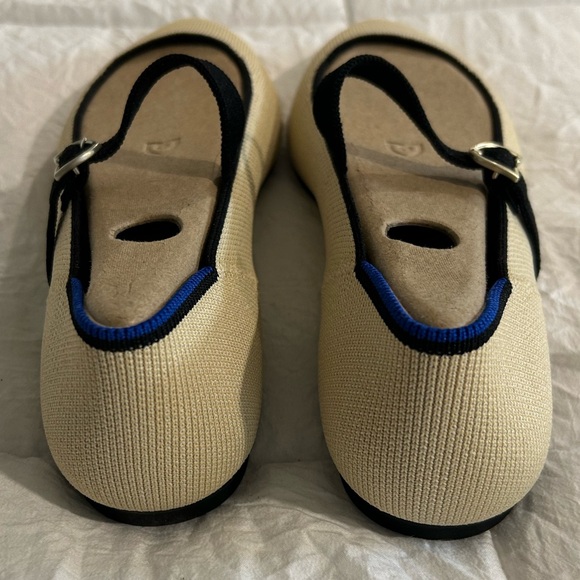 New in box Rothy's women’s size 7.5 Mary Jane pointed sandstone - Picture 6 of 10